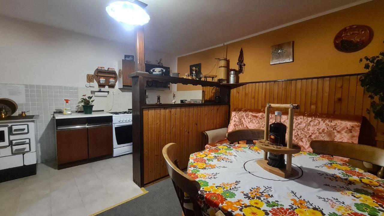 Apartman Stimac Crni Lug Exterior foto