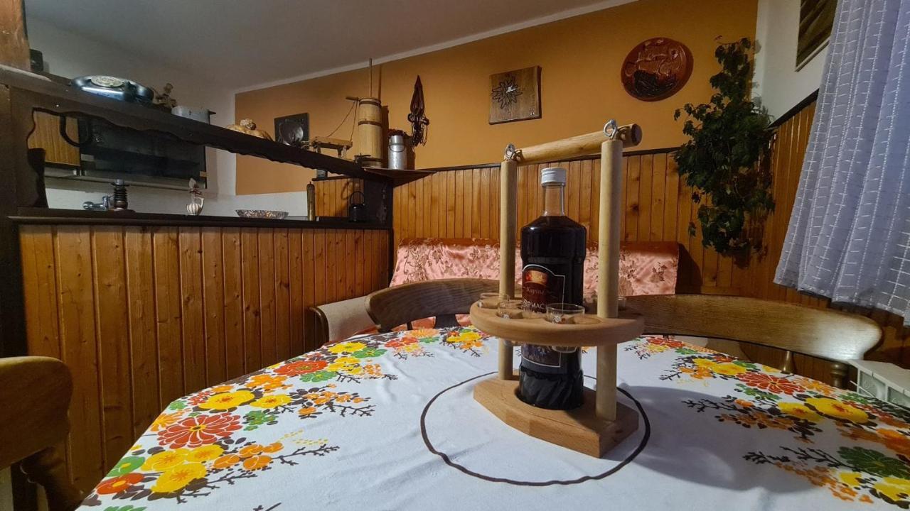 Apartman Stimac Crni Lug Exterior foto