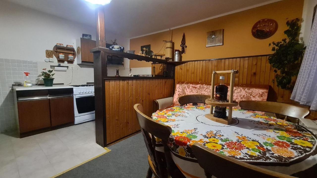 Apartman Stimac Crni Lug Exterior foto