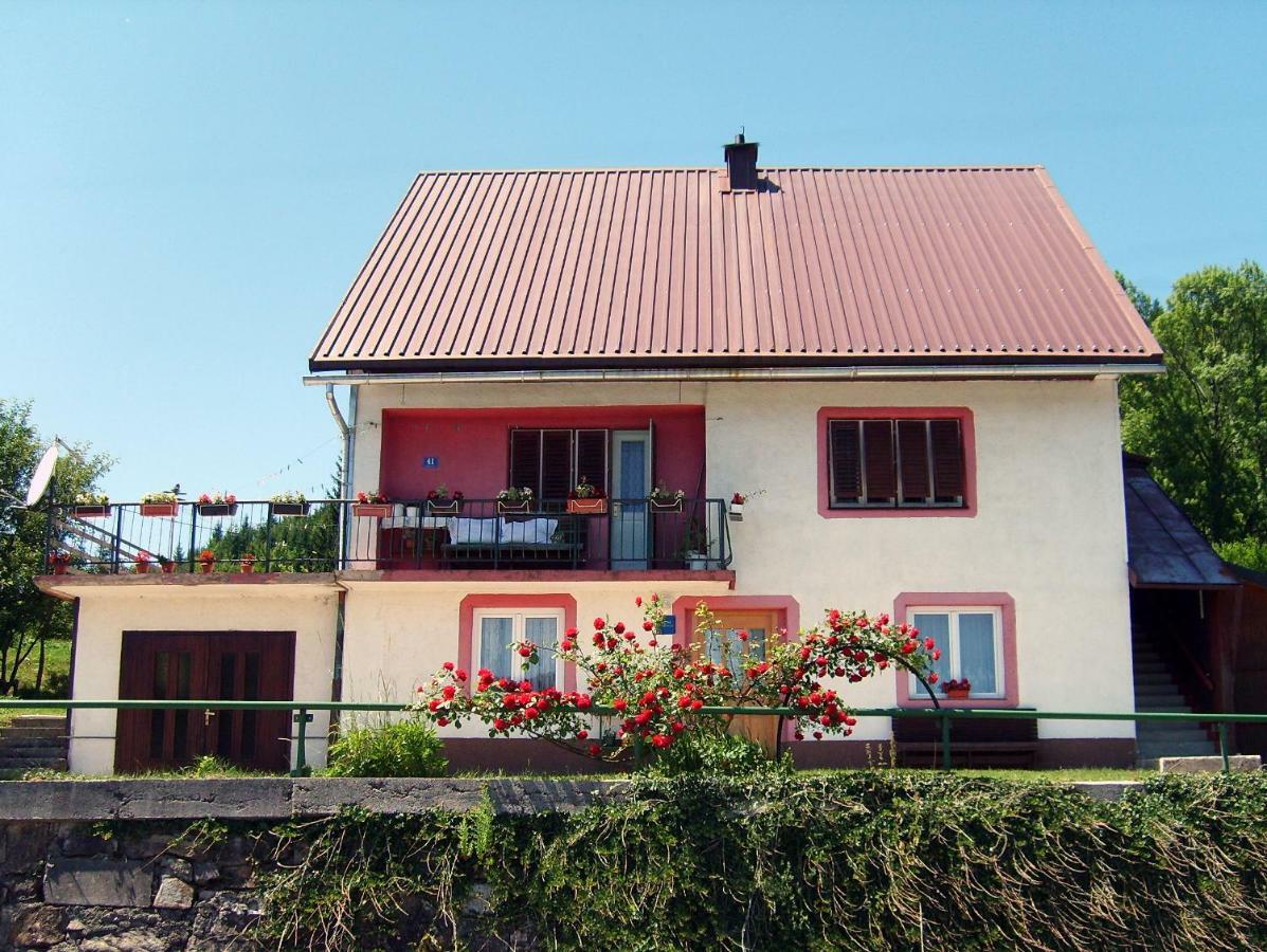 Apartman Stimac Crni Lug Exterior foto